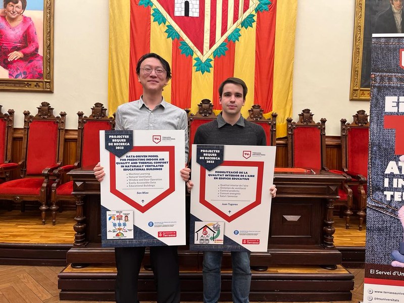Los doctorandos Juan Tugores y Sen Miao del grupo de investigación GRIC, premiados con la Beca de Investigación 2023 del Ayuntamiento de Terrassa